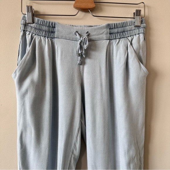 ARITZIA-“TALULA” Los Feliz Light Chambray Summer Joggers (Size:Small) - Picture 6 of 12